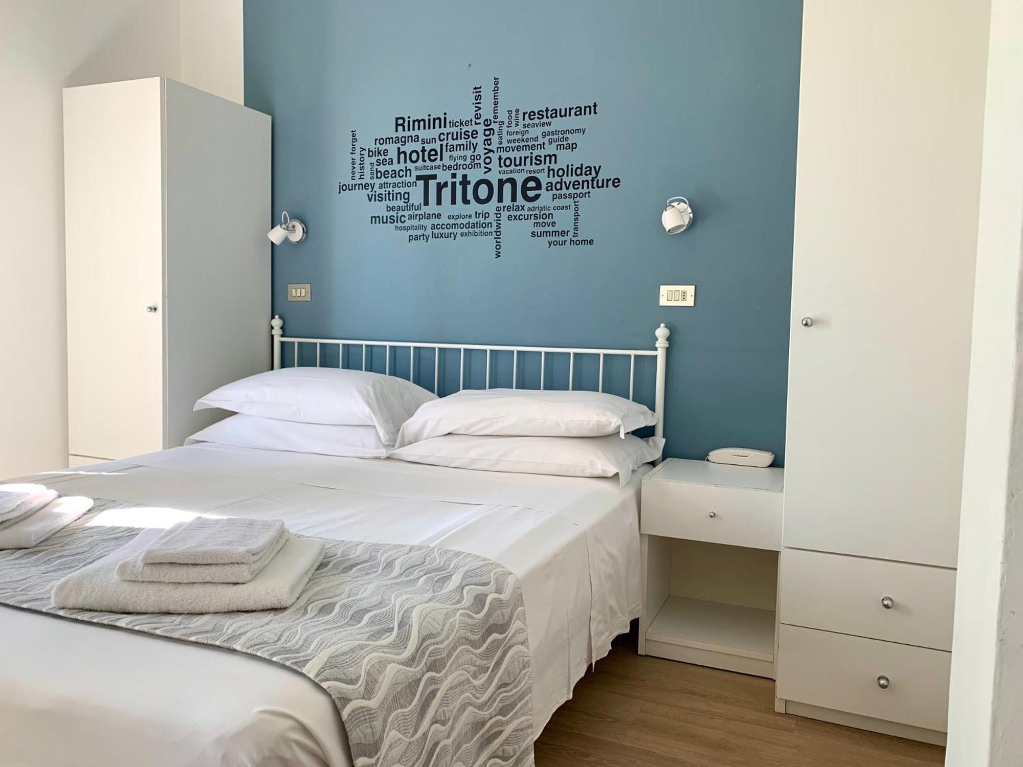 Hotel Tritone ريميني الغرفة الصورة